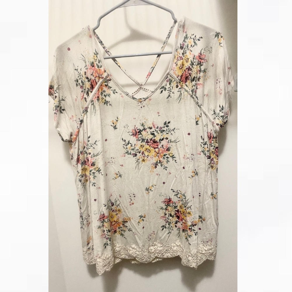 Floral Lace Bottom Tee